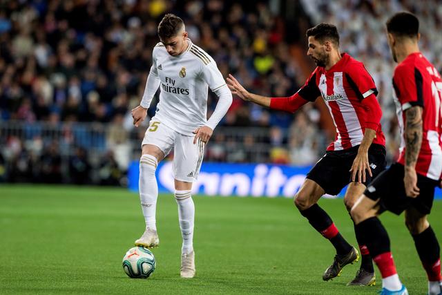 王睿泽20+5+6王洪16分青岛胜广厦 胡金秋15分